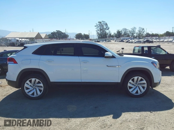 2021 Volkswagen Atlas SE with VIN 1V2HE2CA2MC209716, listed as a IAAI auction lot 42710825 with 29,484 mi miles and . Bid and sale history available at DreamBid. Image 13.