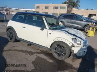2013 MINI Hardtop with VIN WMWSU3C59DT686286, listed as a IAAI auction lot 41445969 with 85,214 mi miles and . Bid and sale history available at DreamBid. Image 1.