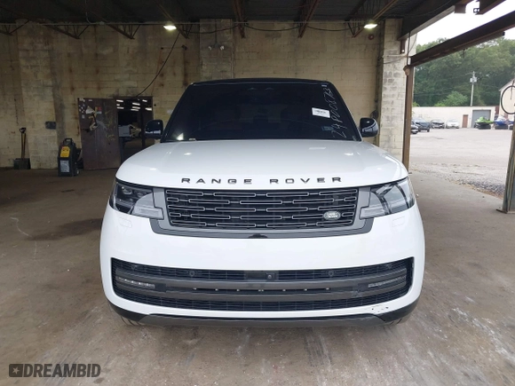2023 Land Rover Range Rover SE with VIN SALKPBFUXPA078390, listed as a IAAI auction lot 39388993 with 11,011 mi miles. Bid and sale history available at carsss.com. Image 12.