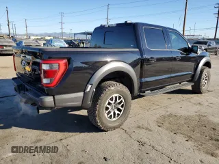 2021 Ford F-150 Raptor with VIN 1FTFW1RG3MFC62242, listed as a Copart auction lot 85596594 with 33,497 mi miles and Salvage Title. Bid and sale history available at carsss.com. Image 3.