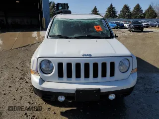 2014 Jeep Patriot High Altitude z VIN 1C4NJPFA0ED928189, wystawiony jako Copart lot #48682375 z przebiegiem 113 178 mil mil oraz Szkoda całkowita • Salvage title. Historia ofert i sprzedaży dostępna na DreamBid. Obrazek 5.