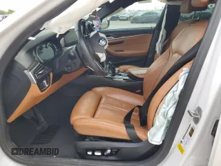 2018 BMW 5 Series 530i z VIN WBAJA5C50JG899776, wystawiony jako Copart lot #55436075 z przebiegiem Nie podano mil oraz Szkoda całkowita • Salvage title. Historia ofert i sprzedaży dostępna na DreamBid. Obrazek 7.