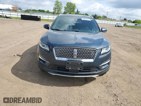 2019 Lincoln MKC Reserve with VIN 5LMCJ3D93KUL04349, listed as a Copart auction lot 58530915 with 103,840 mi miles and Salvage title. Bid and sale history available at DreamBid. Image 5.