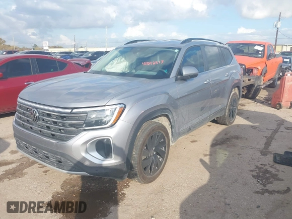 2024 Volkswagen Atlas SE с VIN 1V2WR2CA5RC523976, выставлен на аукционе IAAI как лот 41092917 с пробегом 28 065 миль миль и . История ставок и продаж доступна на DreamBid. Изображение 2.