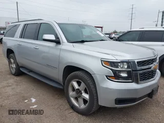 2020 Chevrolet Suburban LT z VIN 1GNSKHKC7LR246446, wystawiony jako IAAI lot #41927833 z przebiegiem Nie podano mil oraz . Historia ofert i sprzedaży dostępna na DreamBid. Obrazek 1.