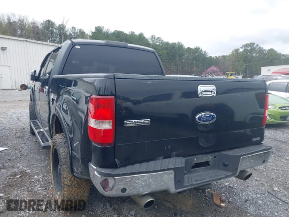 2005 Ford F-150 XLT with VIN 1FTPW14505FA88819, listed as a IAAI auction lot 41853524 with 227,414 mi miles. Bid and sale history available at carsss.com. Image 3.