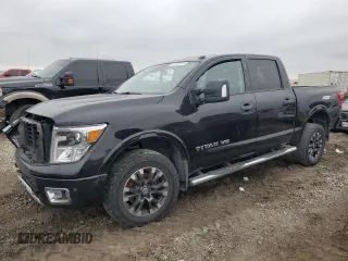 2018 Nissan Titan Pro-4X z VIN 1N6AA1E58JN523036, wystawiony jako Copart lot #45383075 z przebiegiem 153 047 mil mil oraz Czysty tytuł • Clean title. Historia ofert i sprzedaży dostępna na DreamBid. Obrazek 1.
