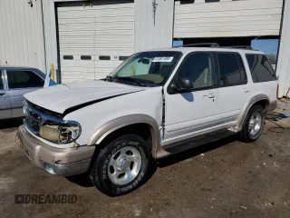 1999 Ford Explorer XLT z VIN 1FMZU32E8XUA72715, wystawiony jako Copart lot #41881985 z przebiegiem 242 982 mil mil oraz Szkody całkowita. Historia ofert i sprzedaży dostępna na DreamBid. Obrazek 1.