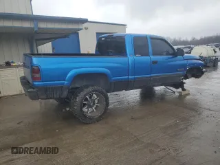 2001 Dodge 2500 with VIN 1B7KF23711J573917, listed as a Copart auction lot 51144335 with 257,686 mi miles and Salvage Title. Bid and sale history available at carsss.com. Image 3.