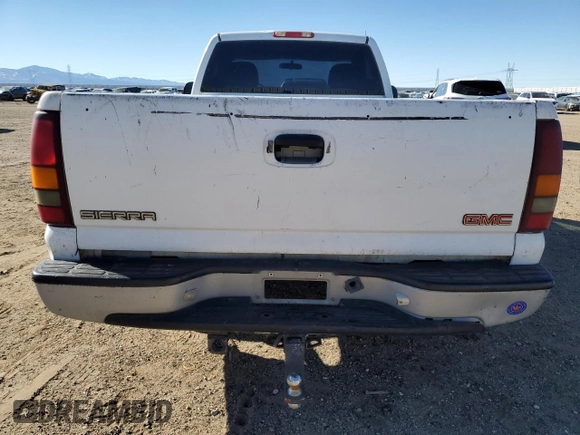 2000 GMC Sierra 1500 SL with VIN 1GTEC14V3YE900284, listed as a Copart auction lot 87844315 with 254,472 mi miles and Salvage Title. Bid and sale history available at DreamBid. Image 6.
