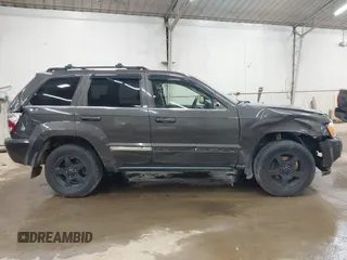 2005 Jeep Grand Cherokee Limited with VIN 1J4HR58255C730532, listed as a IAAI auction lot 42208928 with 170,071 mi miles and . Bid and sale history available at DreamBid. Image 13.
