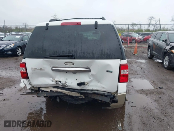 2009 Ford Expedition Max Eddie Bauer z VIN 1FMFK18509LA00260, wystawiony jako IAAI lot #41956068 z przebiegiem 199 778 mil mil oraz . Historia ofert i sprzedaży dostępna na DreamBid. Obrazek 16.