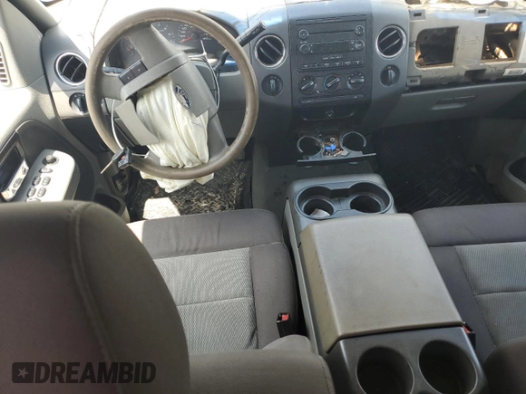 2005 Ford F-150 XLT with VIN 1FTPW14515FA22134, listed as a Copart auction lot 62687005 with 376,363 mi miles and Salvage title. Bid and sale history available at DreamBid. Image 8.
