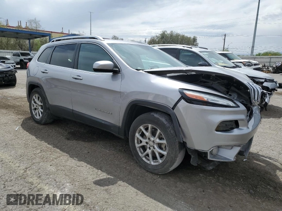 2017 Jeep Cherokee Latitude с VIN 1C4PJMCB6HD213958, выставлен на аукционе Copart как лот 53686715 с пробегом Не указан миль и Списание • Salvage title. История ставок и продаж доступна на DreamBid. Изображение 4.