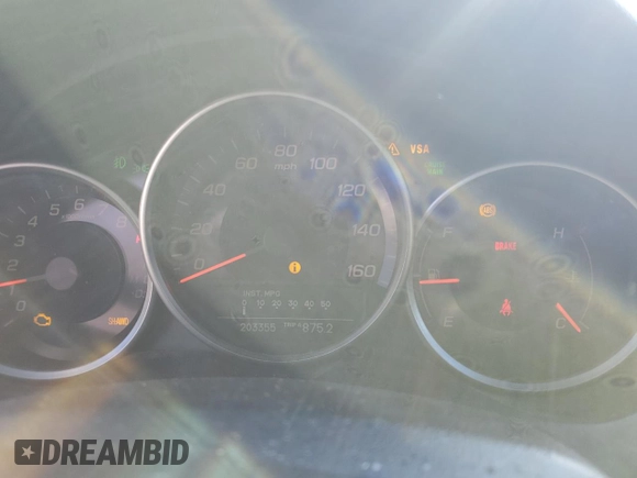 2005 Acura RL with VIN JH4KB16565C006773, listed as a Copart auction lot 42391075 with 203,355 mi miles and Salvage Title. Bid and sale history available at carsss.com. Image 9.