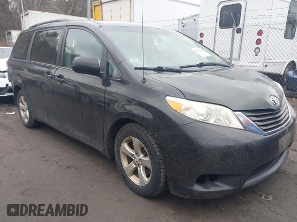 2013 Toyota Sienna LE AAS with VIN 5TDKK3DCXDS365748, listed as a IAAI auction lot 41672203 with 175,563 mi miles. Bid and sale history available at carsss.com. Image 1.