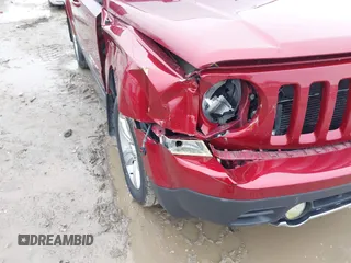 2013 Jeep Patriot Limited z VIN 1C4NJRCB8DD222448, wystawiony jako IAAI lot #41920302 z przebiegiem 177 959 mil mil oraz . Historia ofert i sprzedaży dostępna na DreamBid. Obrazek 6.