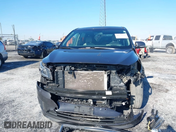 2018 Kia Sedona LX with VIN KNDMB5C18J6397114, listed as a IAAI auction lot 41273916 with 78,599 mi miles. Bid and sale history available at carsss.com. Image 12.