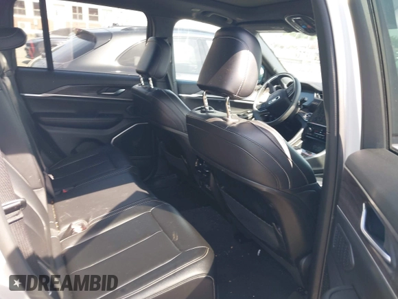 2024 Jeep Grand Cherokee с VIN 1C4RJYB6XRC171449, выставлен на аукционе IAAI как лот 42544548 с пробегом 36 103 миль миль и . История ставок и продаж доступна на DreamBid. Изображение 8.