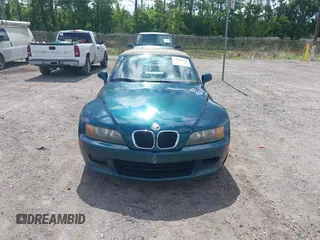1999 BMW Z3 2.5 with VIN 4USCH9336XLF81090, listed as a IAAI auction lot 42742278 with 164,341 mi miles and . Bid and sale history available at DreamBid. Image 12.