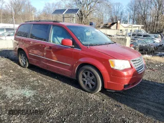 2009 Chrysler Town & Country Touring with VIN 2A8HR54149R568014, listed as a Copart auction lot 43071345 with 143,541 mi miles and Salvage Title. Bid and sale history available at DreamBid. Image 4.