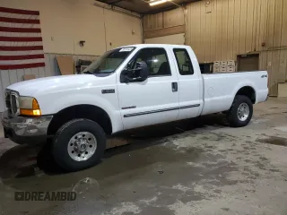 2000 Ford F-250 XL z VIN 1FTNX21F2YEB02012, wystawiony jako Copart lot #88910425 z przebiegiem 123 624 mil mil oraz Szkoda całkowita • Salvage title. Historia ofert i sprzedaży dostępna na DreamBid. Obrazek 1.