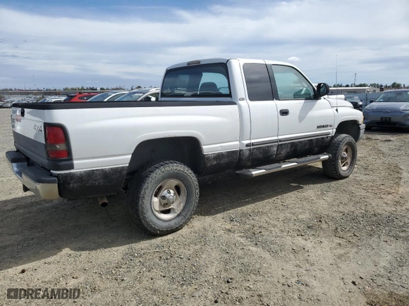 2001 Dodge Ram 1500 with VIN 3B7HF13Z51G250736, listed as a Copart auction lot 47665195 with 180,470 mi miles and Clean Title. Bid and sale history available at carsss.com. Image 3.