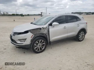 2015 Lincoln MKC z VIN 5LMCJ1A93FUJ15991, wystawiony jako Copart lot #52966915 z przebiegiem 119 140 mil mil oraz Szkody całkowita. Historia ofert i sprzedaży dostępna na DreamBid. Obrazek 1.