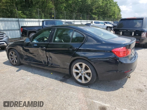 2014 BMW 3 Series 320i z VIN WBA3B1C53EPV79789, wystawiony jako Copart lot #61179845 z przebiegiem 212 147 mil mil oraz Szkoda całkowita • Salvage title. Historia ofert i sprzedaży dostępna na DreamBid. Obrazek 2.