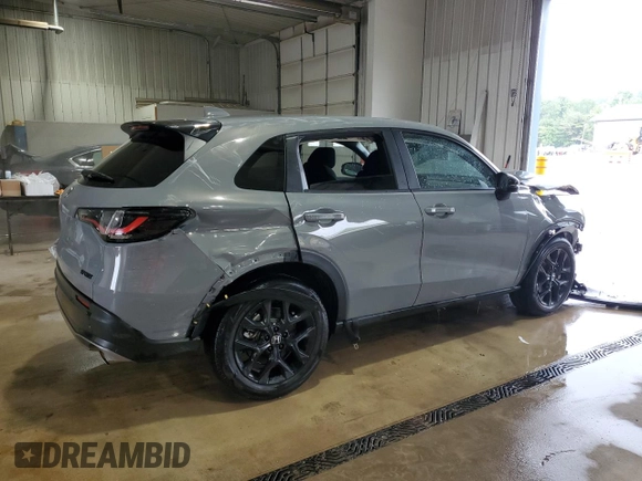 2024 Honda HR-V Sport z VIN 3CZRZ2H52RM707890, wystawiony jako Copart lot #56844355 z przebiegiem 17 432 mil mil oraz Szkoda całkowita • Salvage title. Historia ofert i sprzedaży dostępna na DreamBid. Obrazek 3.