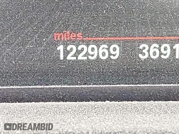 2015 BMW X3 sDrive28i with VIN 5UXWZ7C51F0M82937, listed as a IAAI auction lot 42028655 with 122,969 mi miles and . Bid and sale history available at DreamBid. Image 15.