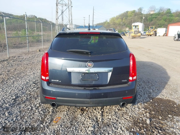 2014 Cadillac SRX Luxury Collection with VIN 3GYFNEE32ES610813, listed as a IAAI auction lot 42098401 with 112,000 mi miles. Bid and sale history available at carsss.com. Image 16.