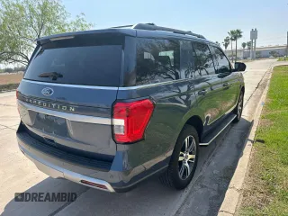 2022 Ford Expedition XLT with VIN 1FMJU1HT0NEA49153, listed as a Copart auction lot 49749895 with 26,537 mi miles and Clean Title. Bid and sale history available at carsss.com. Image 4.
