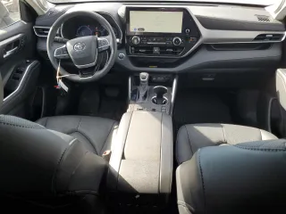 2023 Toyota Highlander Hybrid Limited with VIN 5TDXBRCH8PS597517, listed as a Copart auction lot 43816715 with 14,215 mi miles and Salvage title. Bid and sale history available at DreamBid. Image 8.