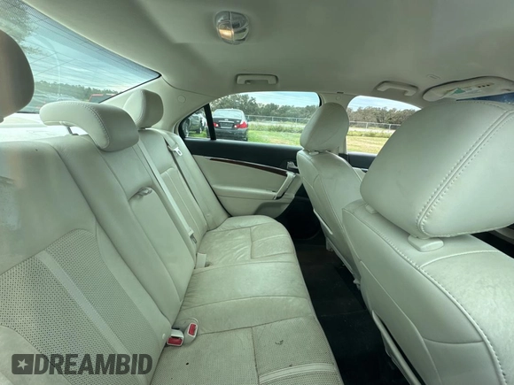 2011 Lincoln MKZ Hybrid with VIN 3LNDL2L33BR759329, listed as a Copart auction lot 76805644 with 131,927 mi miles and Clean Title. Bid and sale history available at carsss.com. Image 6.