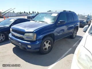 2003 Chevrolet TrailBlazer LS with VIN 1GNDS13S832174543, listed as a IAAI auction lot 42087307 with 123,519 mi miles. Bid and sale history available at carsss.com. Image 2.
