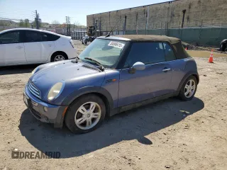 2006 MINI Convertible z VIN WMWRF33556TG14421, wystawiony jako Copart lot #50090415 z przebiegiem 136 736 mil mil oraz Nie do naprawy • Non repairable. Historia ofert i sprzedaży dostępna na DreamBid. Obrazek 1.