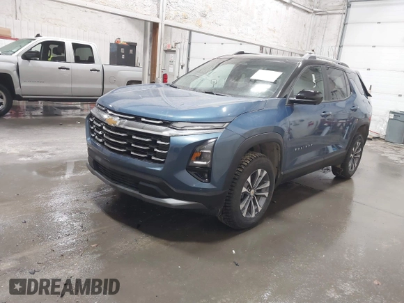 2025 Chevrolet Equinox FWD LT with VIN 3GNAXHEG1SL104577, listed as a IAAI auction lot 41851609 with 1,661 mi miles. Bid and sale history available at carsss.com. Image 17.