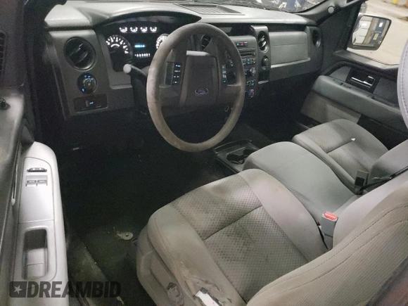 2013 Ford F-150 XL with VIN 1FTMF1EF6DFB52970, listed as a Copart auction lot 89300035 with 189,882 mi miles and Salvage Title. Bid and sale history available at DreamBid. Image 8.