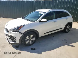 2020 Kia Niro LX with VIN KNDCB3LC8L5362177, listed as a Copart auction lot 46243155 with 123,976 mi miles and Clean Title. Bid and sale history available at carsss.com. Image 1.