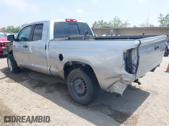 2016 Toyota Tundra SR z VIN 5TFRM5F1XGX099453, wystawiony jako IAAI lot #42492840 z przebiegiem 54 060 mil mil oraz . Historia ofert i sprzedaży dostępna na DreamBid. Obrazek 3.