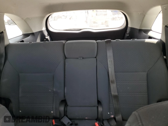 2017 Kia Sorento LX z VIN 5XYPG4A34HG220340, wystawiony jako Copart lot #57467775 z przebiegiem 144 612 mil mil oraz Szkoda całkowita • Salvage title. Historia ofert i sprzedaży dostępna na DreamBid. Obrazek 10.