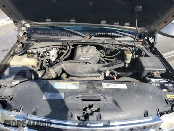 2001 Chevrolet Suburban LS with VIN 3GNFK16T11G105761, listed as a Copart auction lot 80726024 with 312,601 mi miles and Clean Title. Bid and sale history available at carsss.com. Image 12.