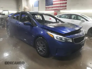2017 Kia Forte LX with VIN 3KPFK4A7XHE103064, listed as a Copart auction lot 45866225 with 0 mi miles and Non Repairable. Bid and sale history available at carsss.com. Image 4.