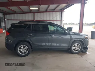 2020 GMC Terrain SLE z VIN 3GKALMEV3LL275686, wystawiony jako IAAI lot #41657384 z przebiegiem 97 501 mil mil oraz . Historia ofert i sprzedaży dostępna na DreamBid. Obrazek 13.