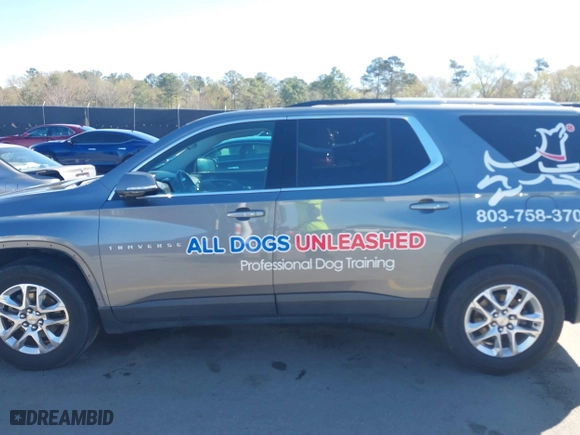 2018 Chevrolet Traverse LT Cloth with VIN 1GNEVGKW7JJ215007, listed as a IAAI auction lot 41848551 with 108,467 mi miles. Bid and sale history available at carsss.com. Image 15.