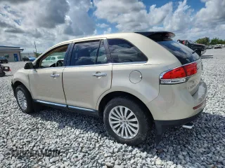 2011 Lincoln MKX z VIN 2LMDJ6JK4BBJ21777, wystawiony jako Copart lot #60412835 z przebiegiem Nie podano mil oraz Szkoda całkowita • Salvage title. Historia ofert i sprzedaży dostępna na DreamBid. Obrazek 2.
