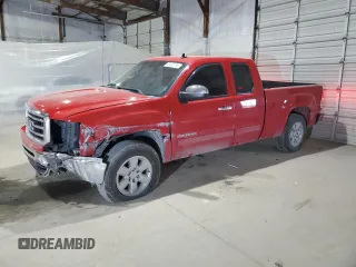 2013 GMC Sierra 1500 SLE z VIN 1GTR2VE70DZ217957, wystawiony jako Copart lot #49495155 z przebiegiem 148 915 mil mil oraz Szkoda całkowita • Salvage title. Historia ofert i sprzedaży dostępna na DreamBid. Obrazek 1.