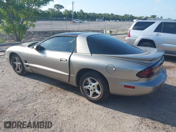 2001 Pontiac Firebird Firebird с VIN 2G2FS22K512124770, выставлен на аукционе IAAI как лот 42590414 с пробегом 57 212 миль миль и . История ставок и продаж доступна на DreamBid. Изображение 3.