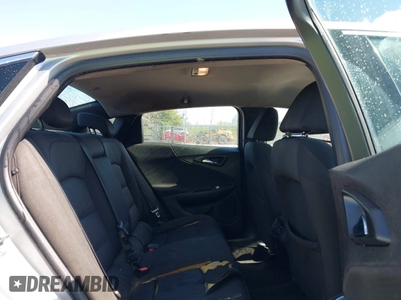 2018 Chevrolet Malibu LT with VIN 1G1ZD5ST8JF140336, listed as a IAAI auction lot 41972587 with 318,514 mi miles and . Bid and sale history available at DreamBid. Image 8.